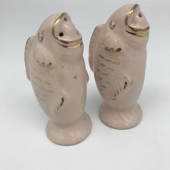 Salt and Pepper Shaker Set Fish Pink with Gold Trim Vintage Made in England Rare - Picture 8 of 11